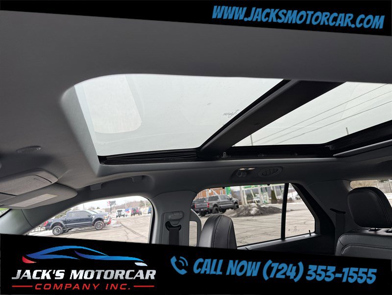 Used 2024 Ford Explorer Limited image 36