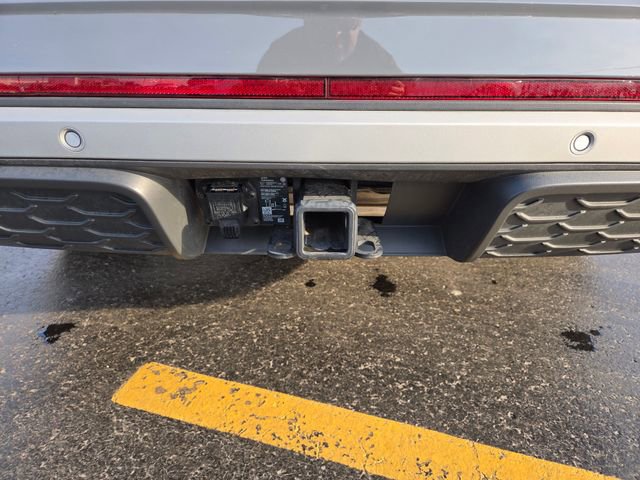 Used 2025 Volkswagen Atlas Peak Edition SE AWD/4WD image 25