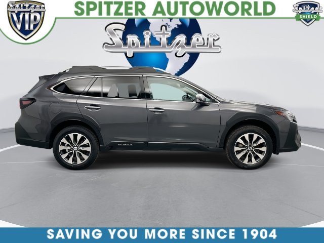 Used 2024 Subaru Outback Touring AWD/4WD image 11
