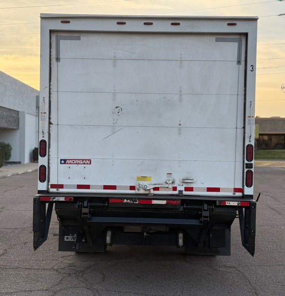 Used 2023 Isuzu NPR image 8