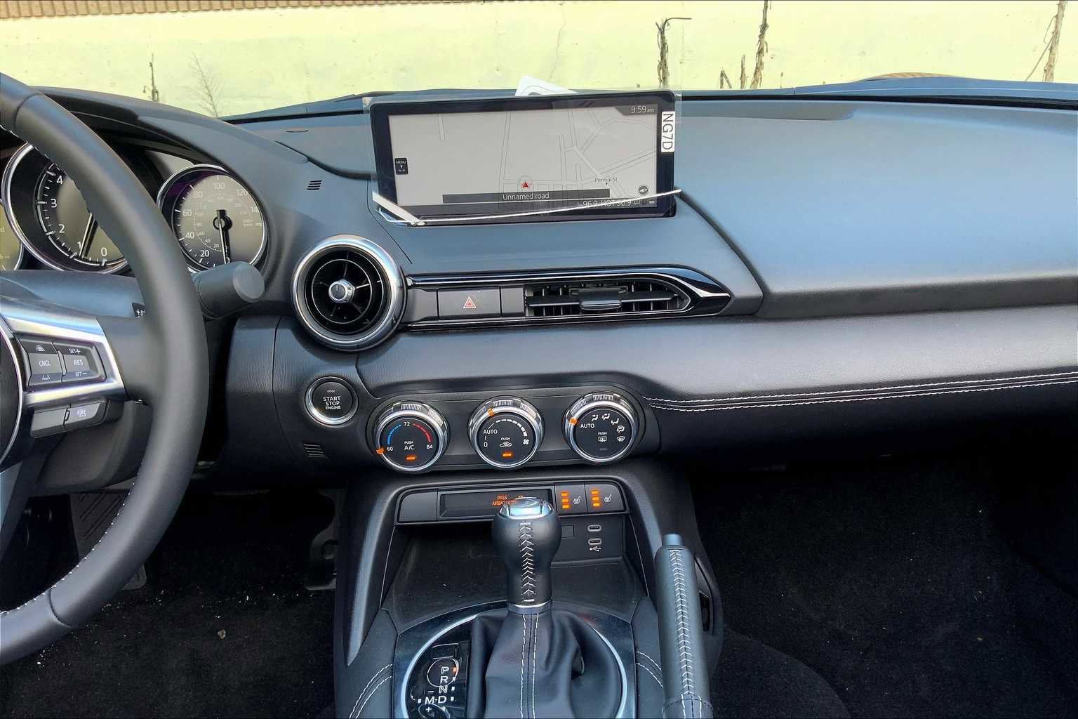 Used 2024 MAZDA MX-5 Miata Grand Touring w/ Weather Package RWD image 8