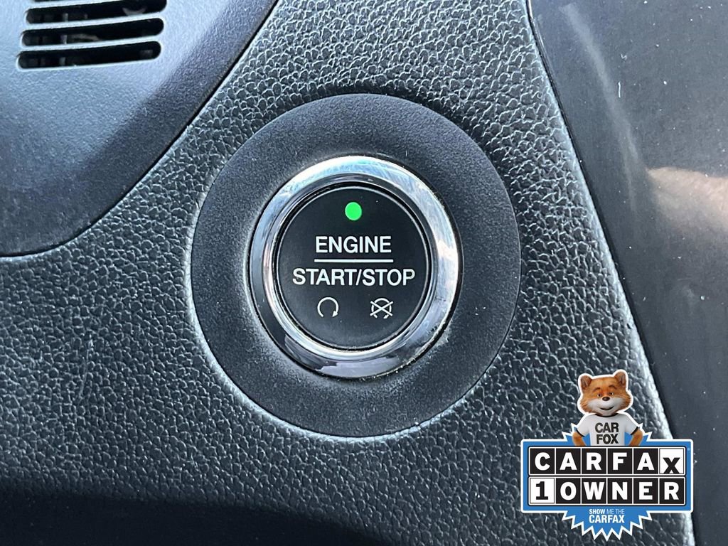 Used 2017 Ford Explorer XLT image 35