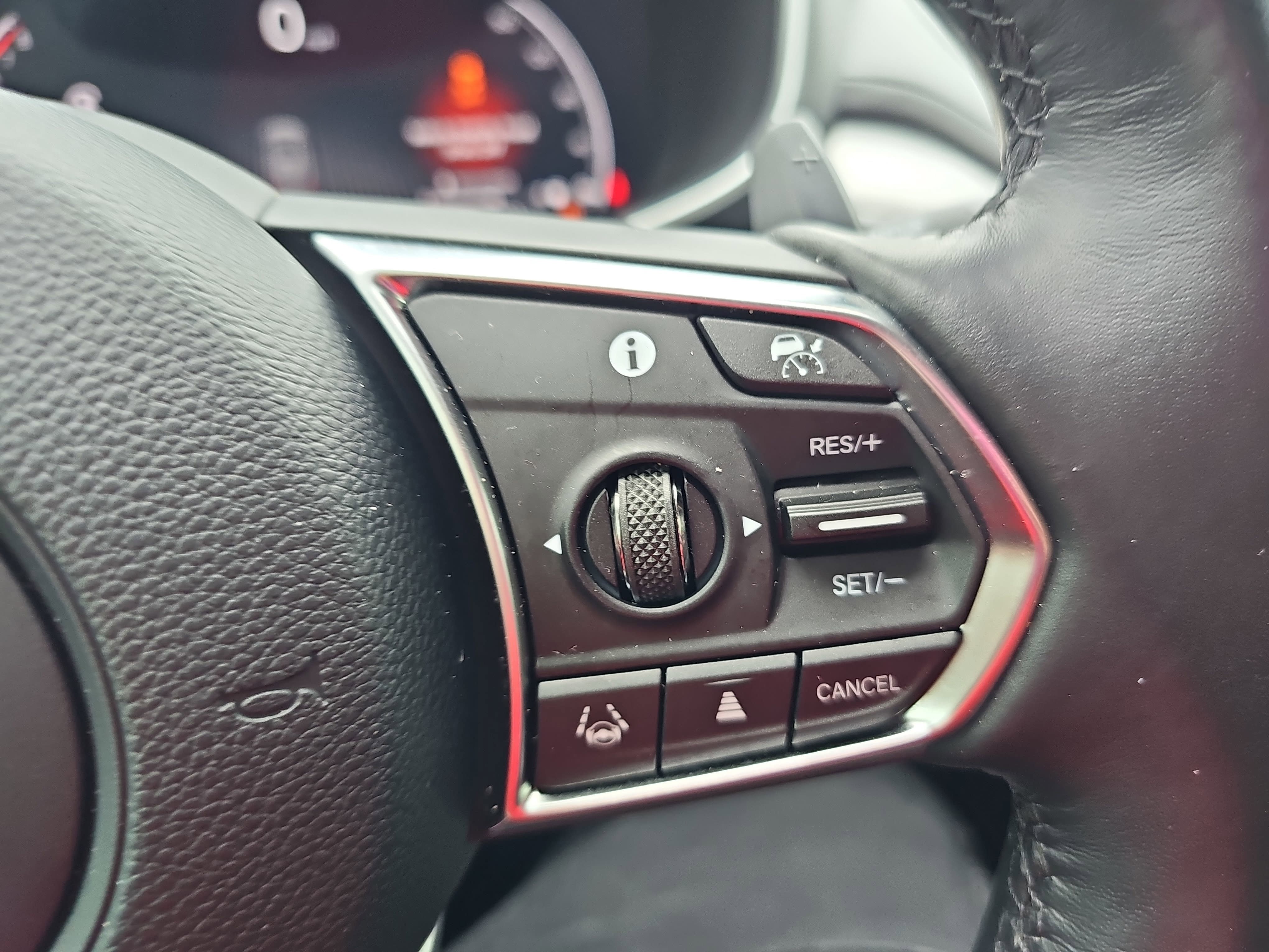 Certified 2025 Acura MDX FWD w/ Technology Package image 19