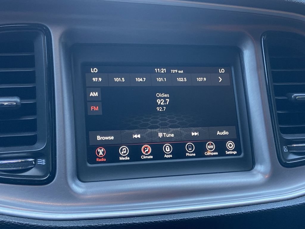 Used 2019 Dodge Challenger SXT RWD image 9