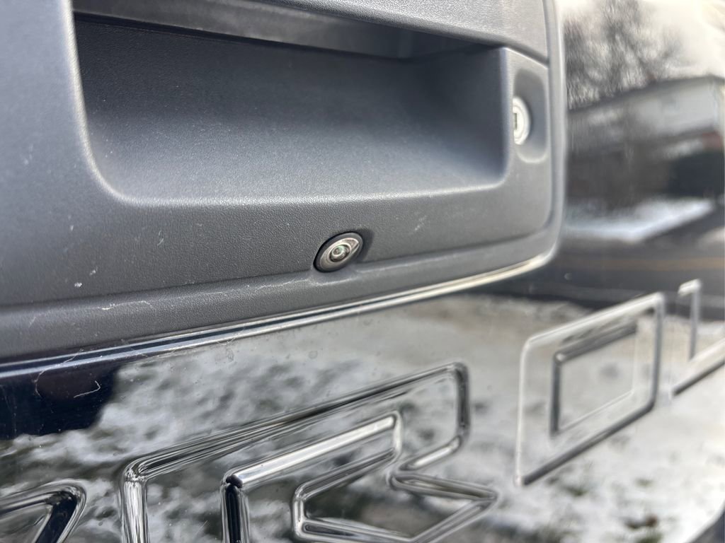 Used 2022 Chevrolet Colorado Z71 image 17