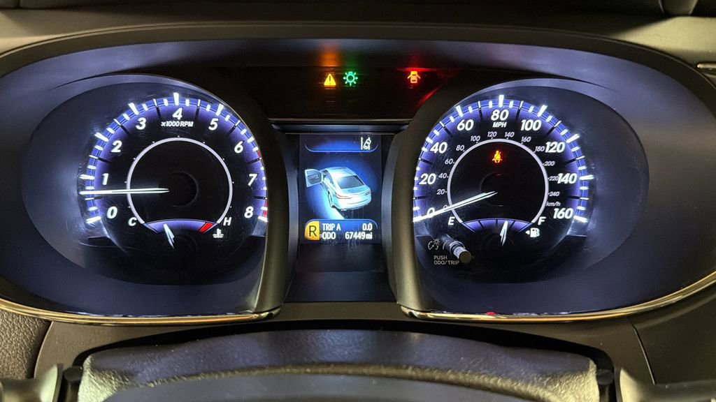 Used 2016 Toyota Avalon Limited image 32