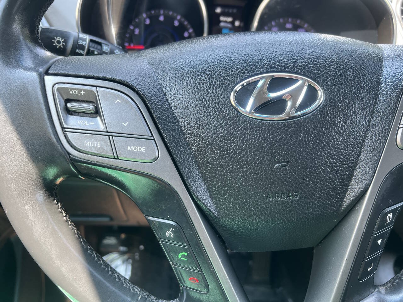 Used 2013 Hyundai Santa Fe Sport w/ Technology Pkg FWD image 14