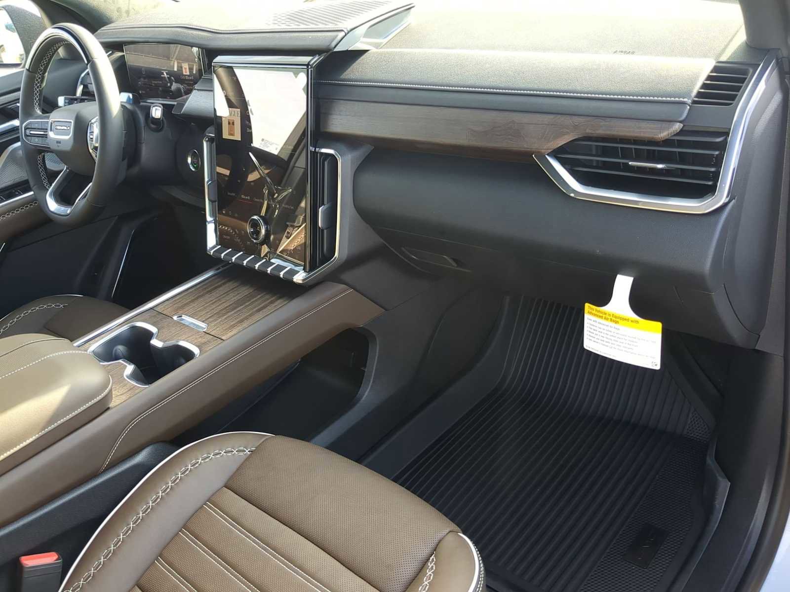 New 2026 GMC Acadia Denali Ultimate w/ LPO, Floor Liner Package image 31