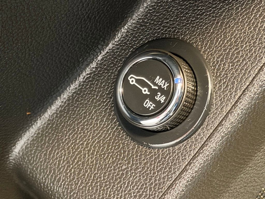 Used 2023 Chevrolet Traverse RS w/ LPO, Floor Liner Package image 23