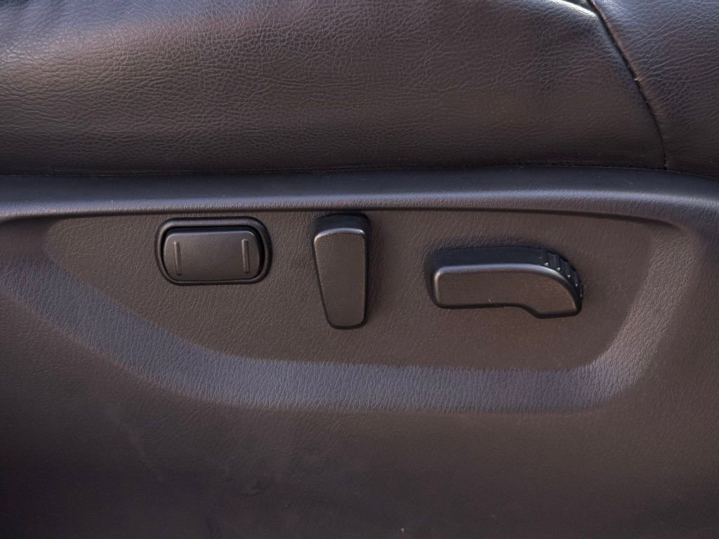 Used 2024 Nissan Armada SL image 25