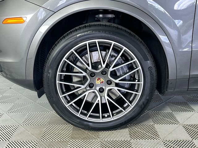Used 2021 Porsche Cayenne Coupe AWD/4WD image 29