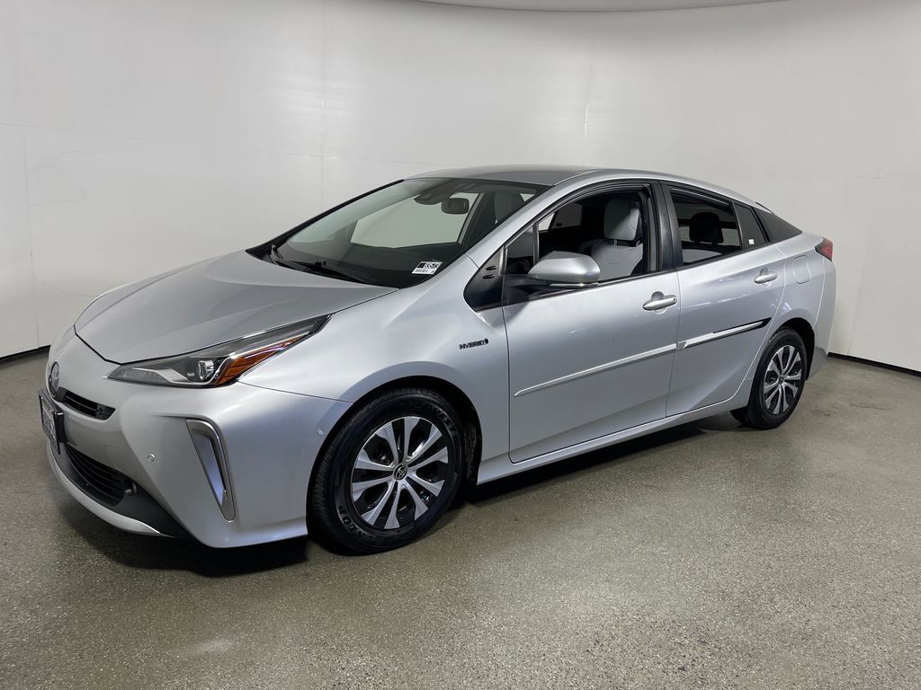 Certified 2021 Toyota Prius XLE w/ Carpet Mat Package (TMS) AWD/4WD image 7