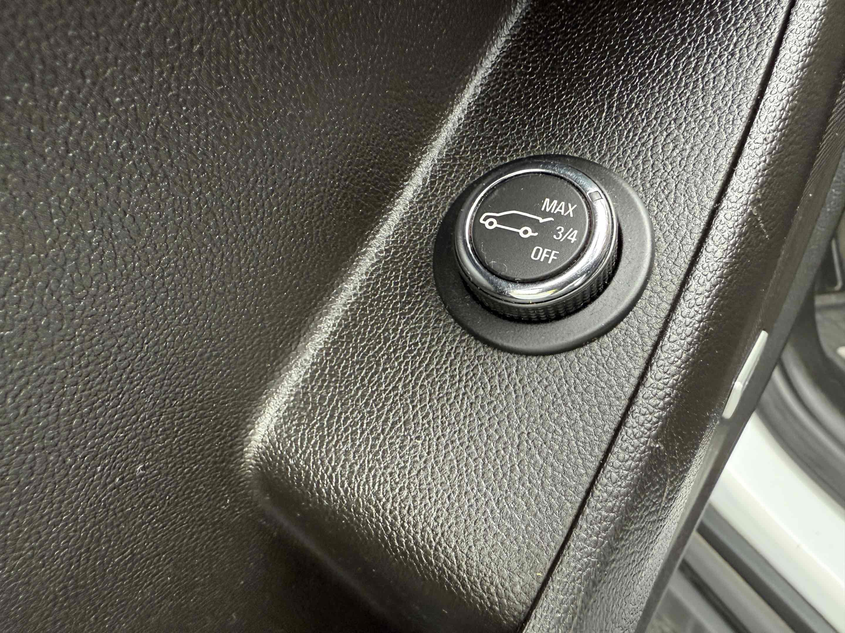 Used 2019 Chevrolet Traverse LT w/ LT Premium Package image 29