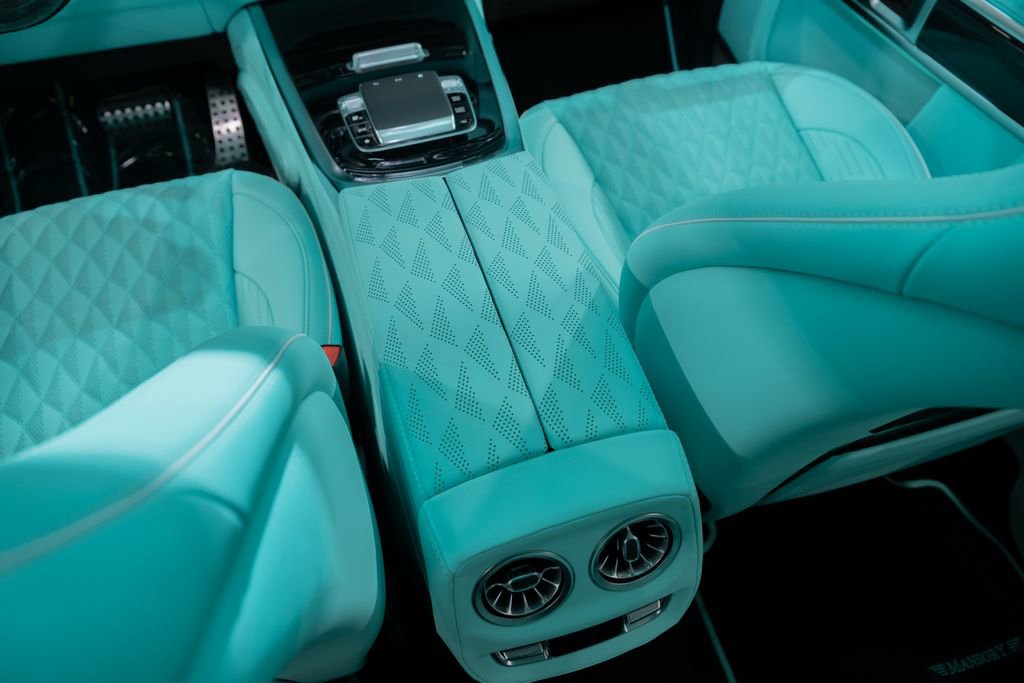 Used 2025 Mercedes-Benz G 63 AMG 4MATIC image 30