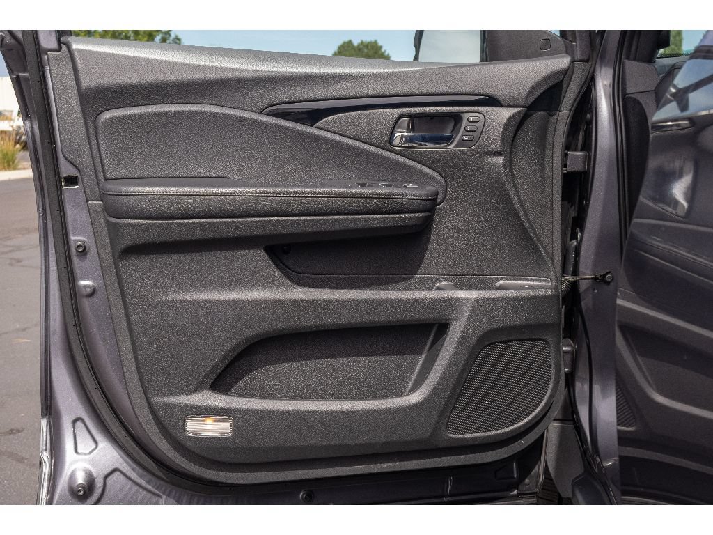 Used 2020 Honda Passport Touring image 19