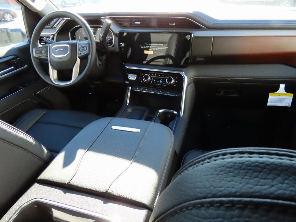 New 2026 GMC Sierra 2500 Denali w/ Denali Reserve Package image 19