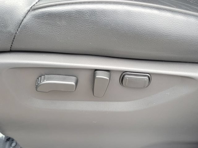 Used 2024 Nissan Armada SL w/ Midnight Edition Package RWD image 27