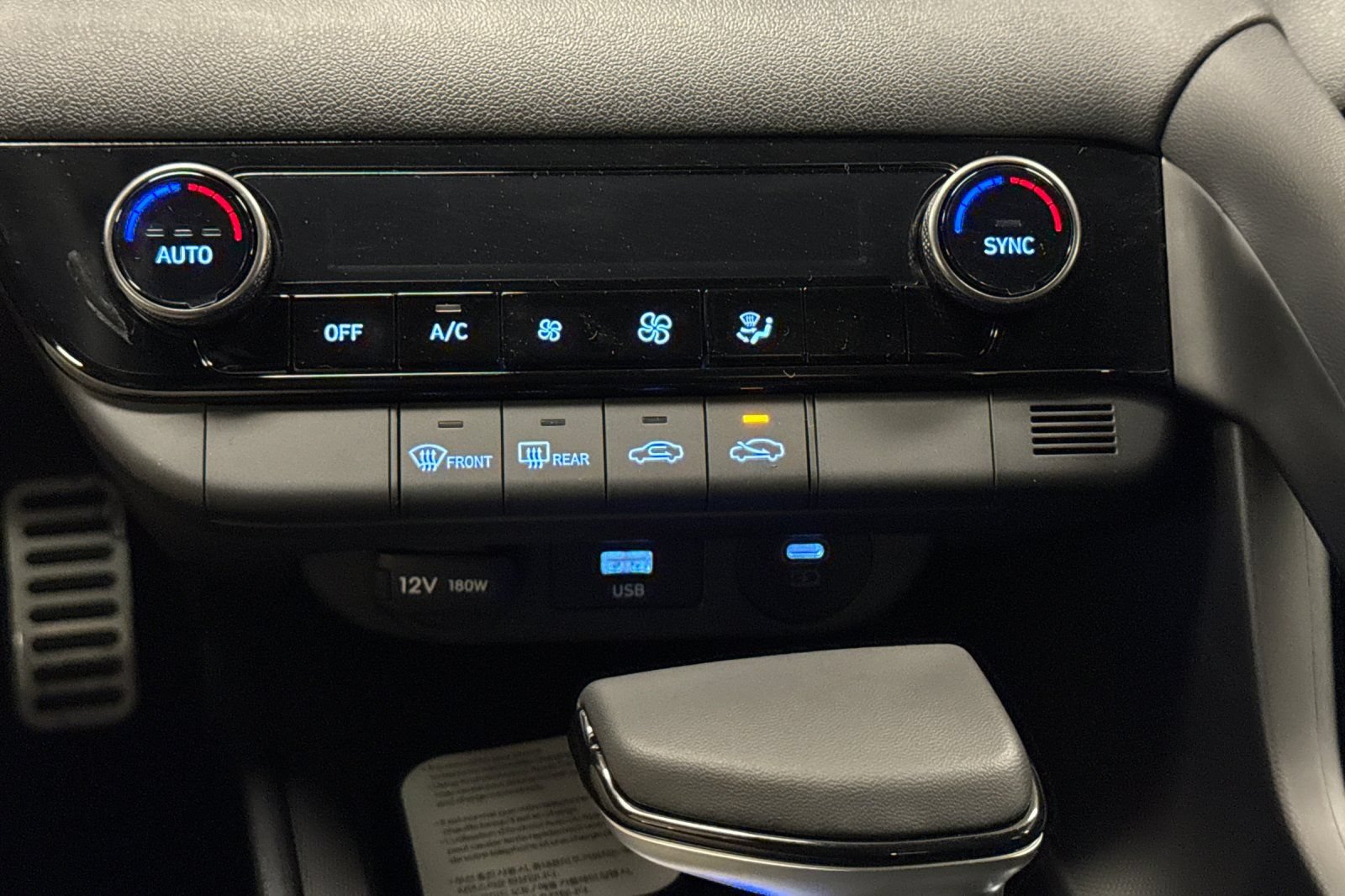 New 2026 Hyundai Elantra Sport FWD image 19