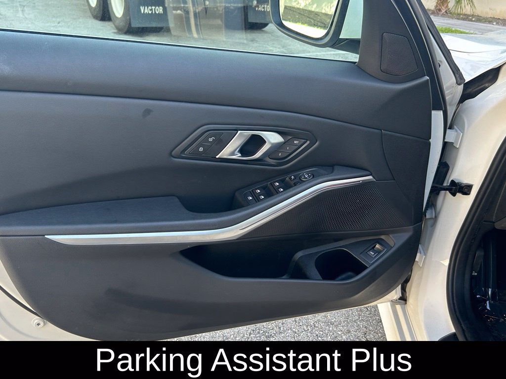 Used 2025 BMW 330i Sedan RWD image 15
