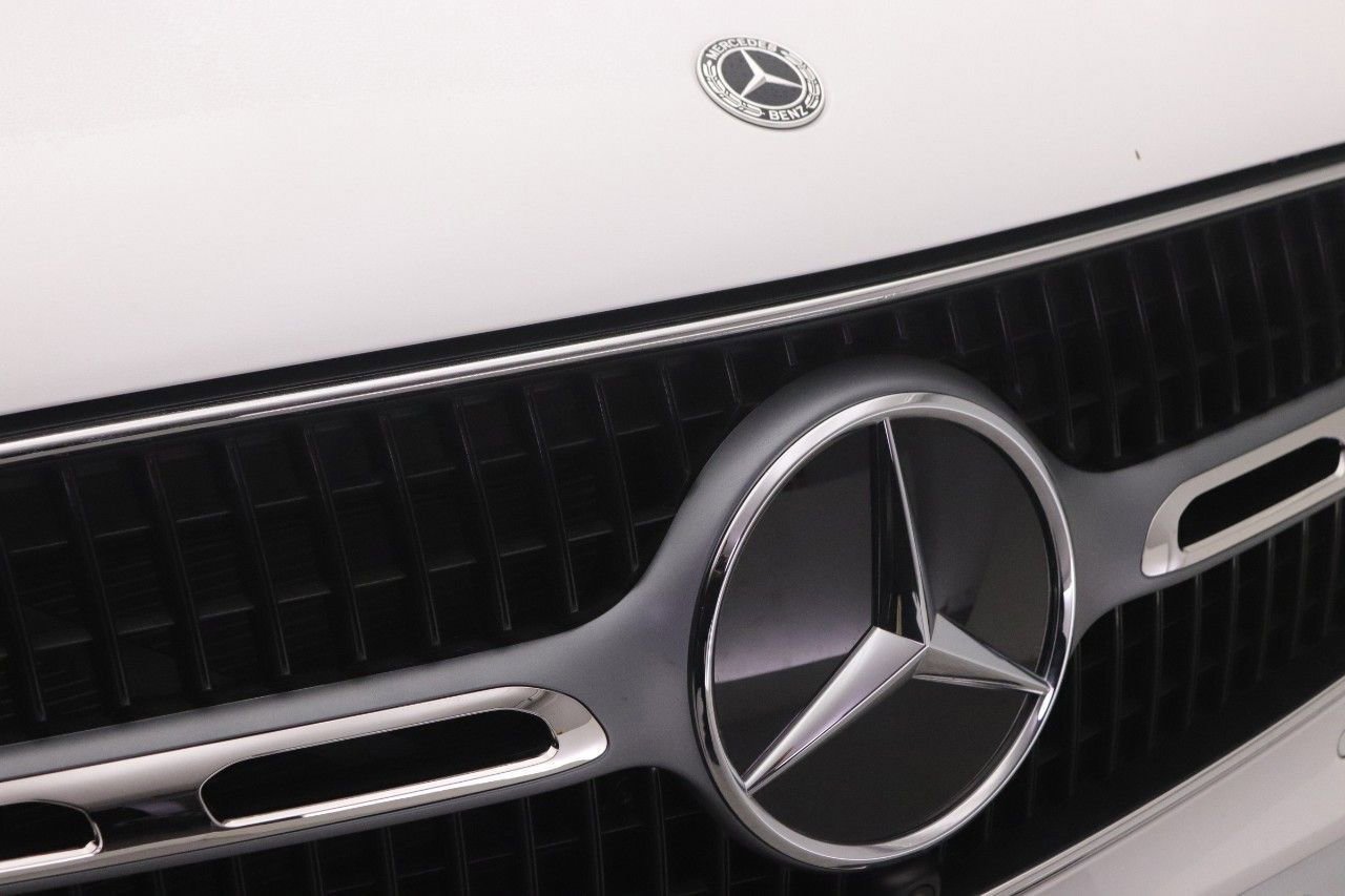 Used 2026 Mercedes-Benz GLC 300 image 29