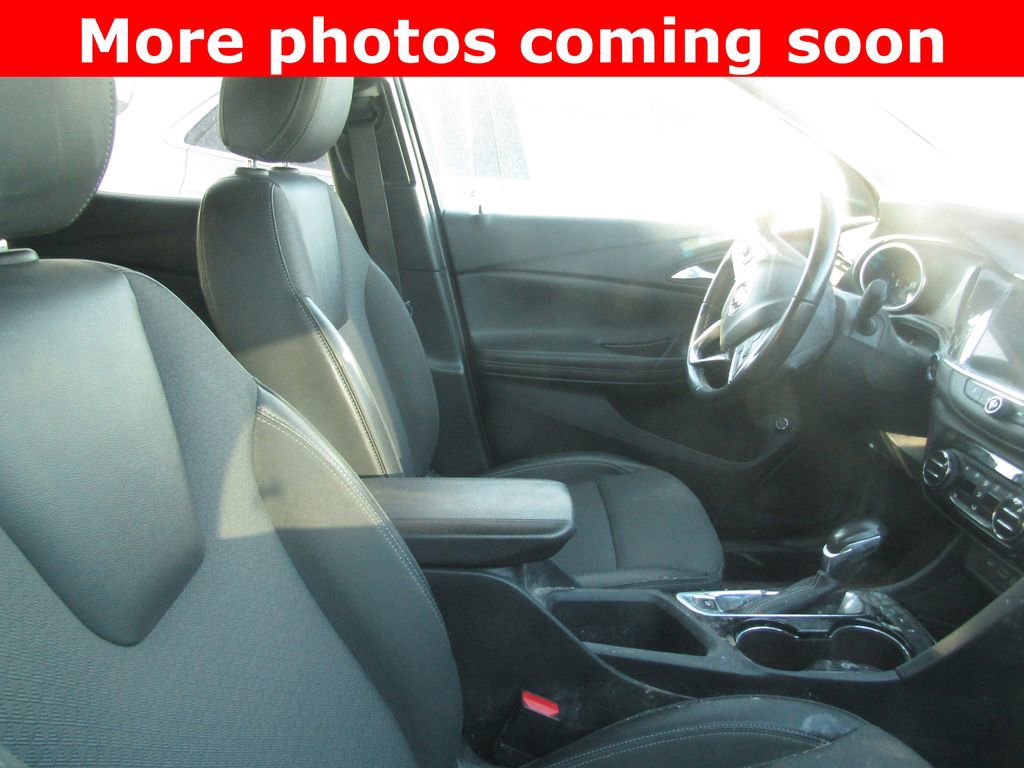 Used 2023 Buick Encore GX Select w/ Sport Touring Package image 11