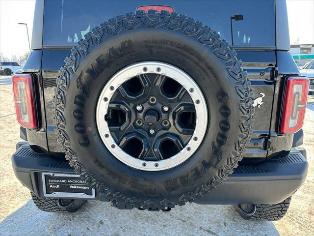 Used 2022 Ford Bronco Badlands image 13