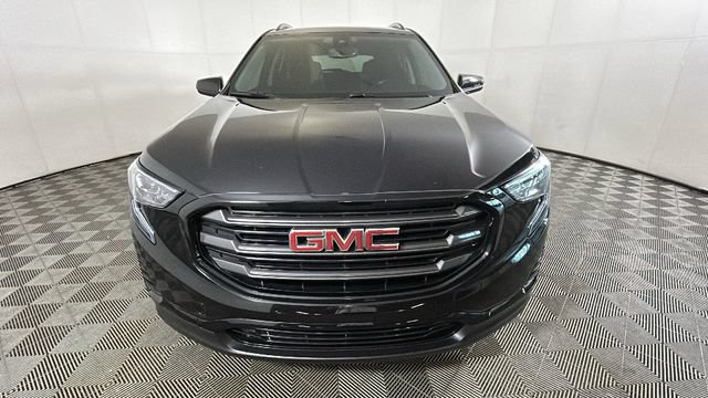 Used 2020 GMC Terrain SLE w/ Elevation Edition FWD image 7