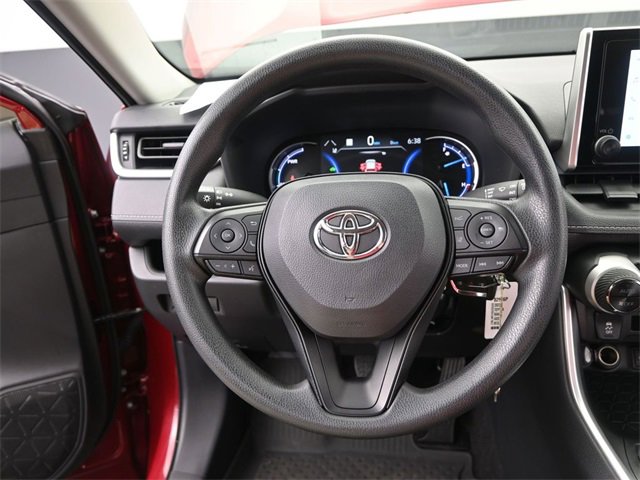 Used 2025 Toyota RAV4 LE image 6