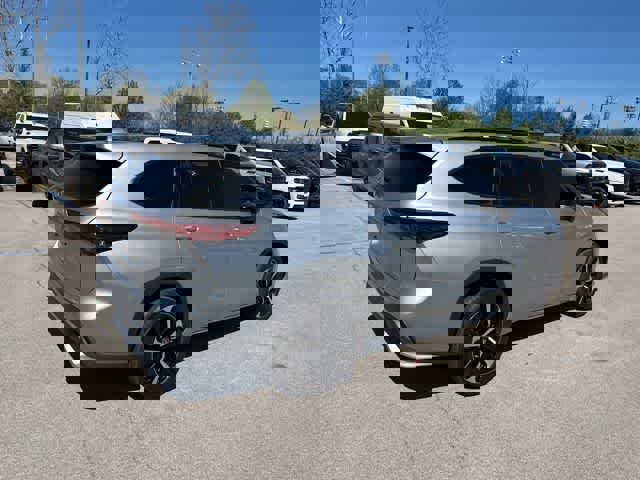 Used 2021 Toyota Highlander XSE image 23