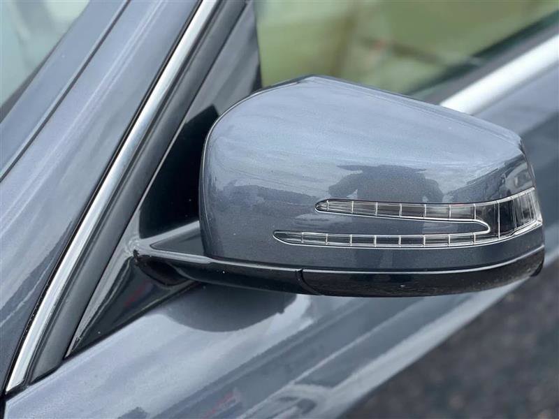 Used 2014 Mercedes-Benz E 350 4MATIC Sedan image 36