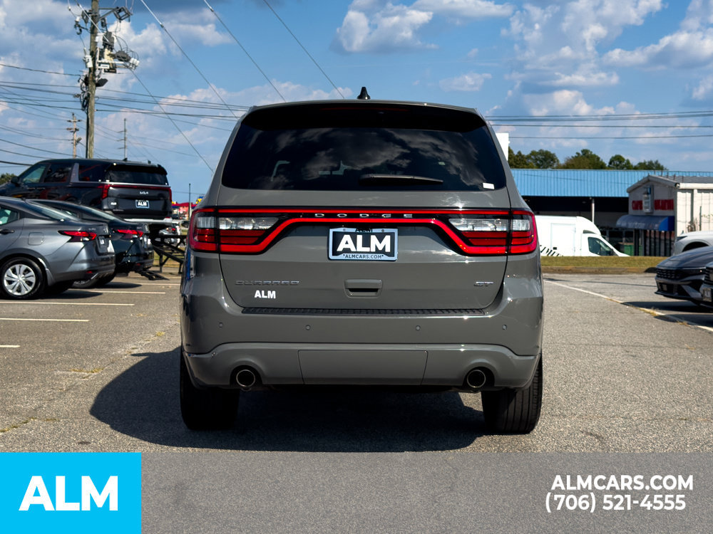 Used 2025 Dodge Durango GT RWD image 12