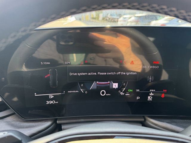 Used 2025 Audi Q5 Premium w/ Convenience Package AWD/4WD image 22