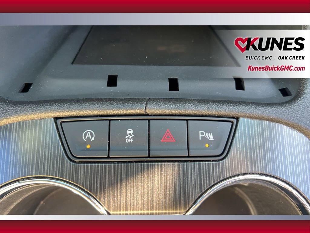 Used 2023 GMC Acadia SLT image 22