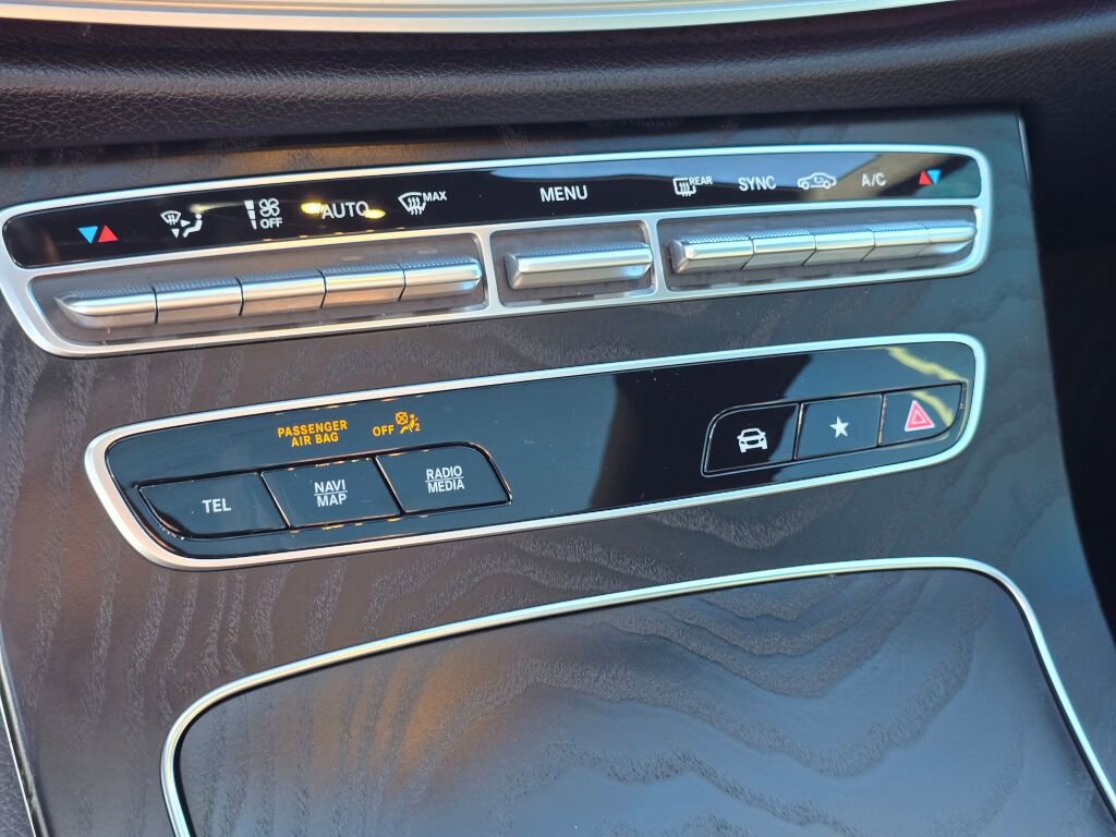 Used 2023 Mercedes-Benz E 450 4MATIC Sedan image 16