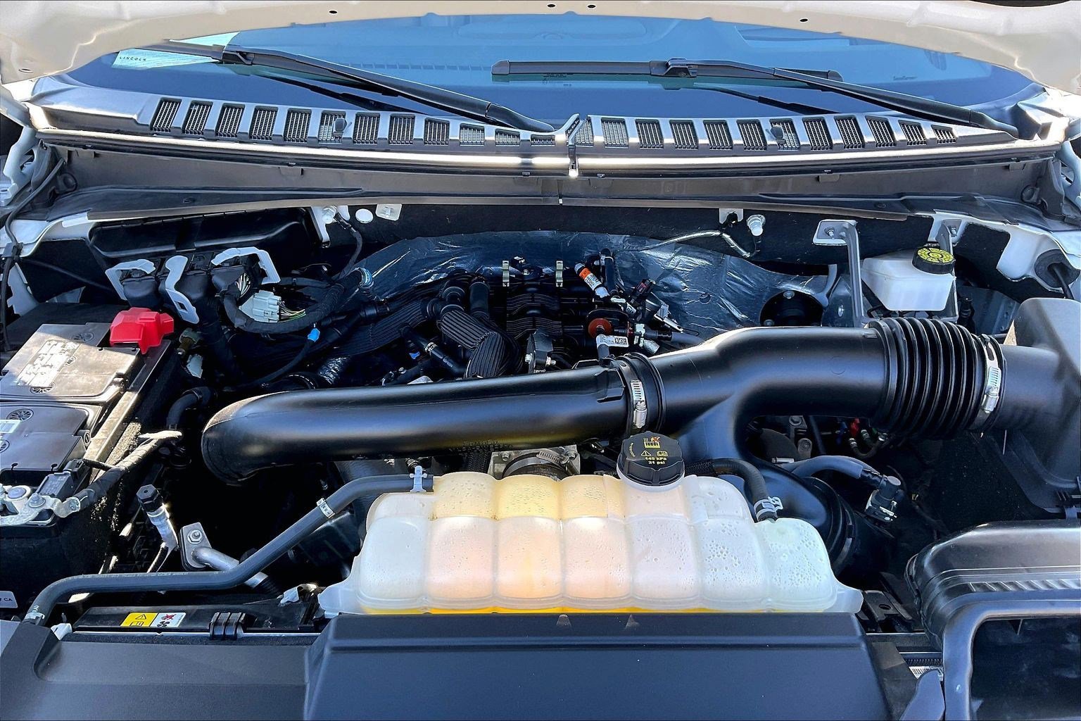 Used 2024 Lincoln Navigator Reserve w/ Equipment Group 201A image 9