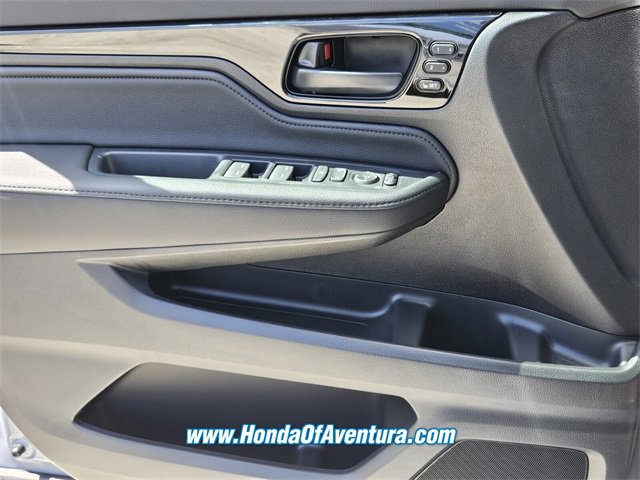 New 2026 Honda Odyssey Touring image 15