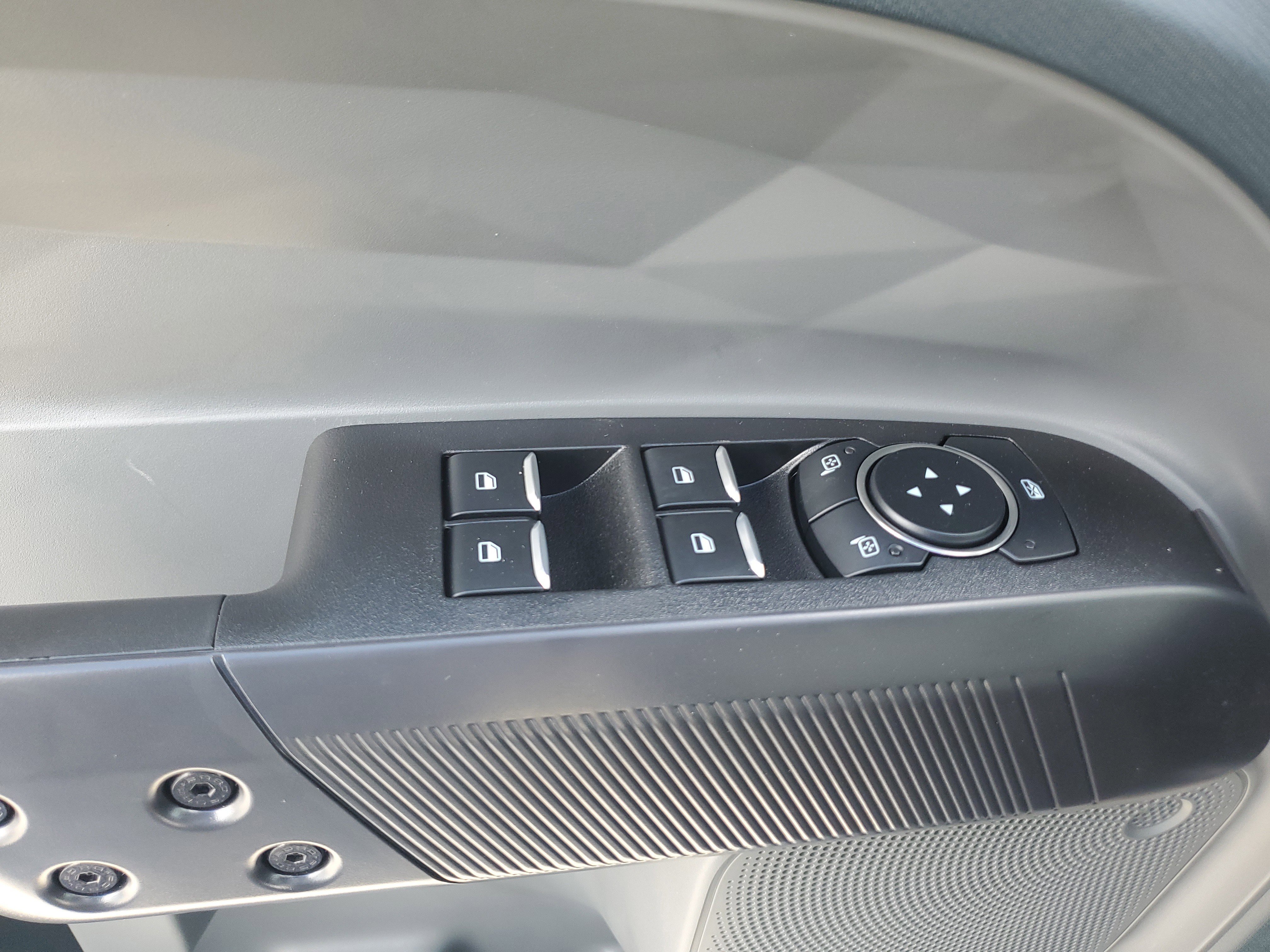 New 2025 Ford Maverick XL w/ Equipment Group 101A image 13