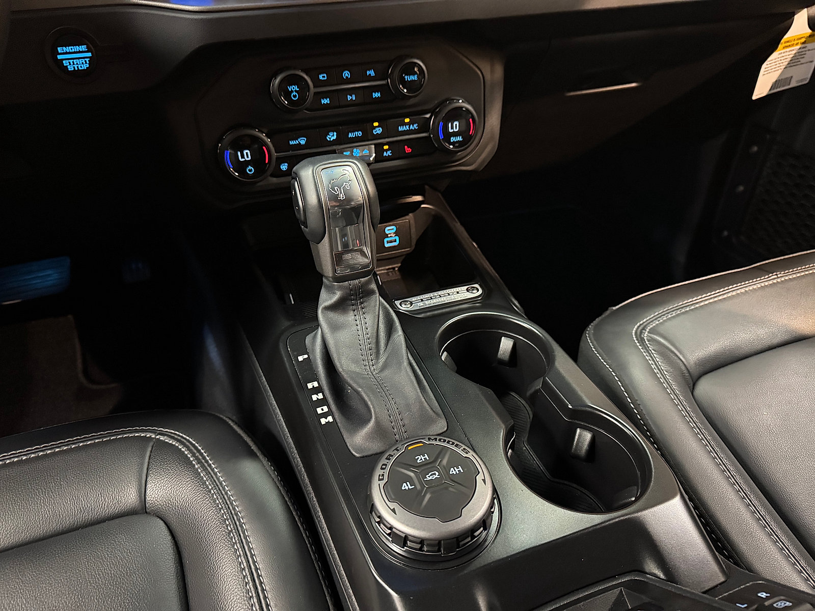 Used 2025 Ford Bronco Outer Banks AWD/4WD image 11