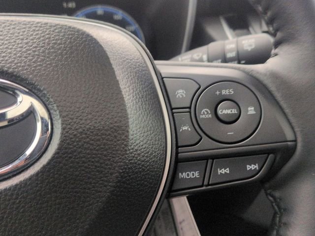 Used 2026 Toyota Corolla Cross XSE w/ Convenience Package image 17