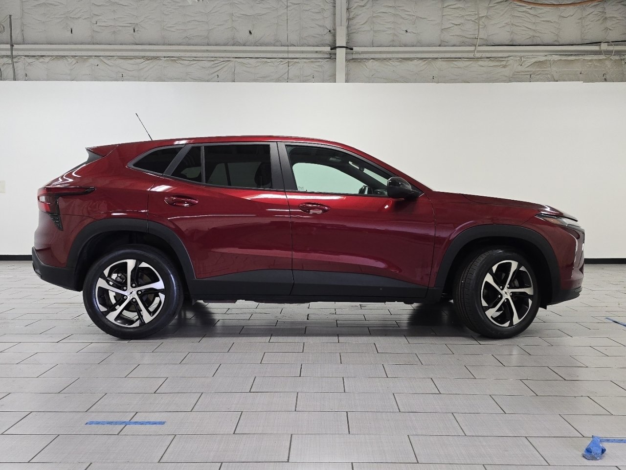 Used 2024 Chevrolet Trax RS FWD image 17
