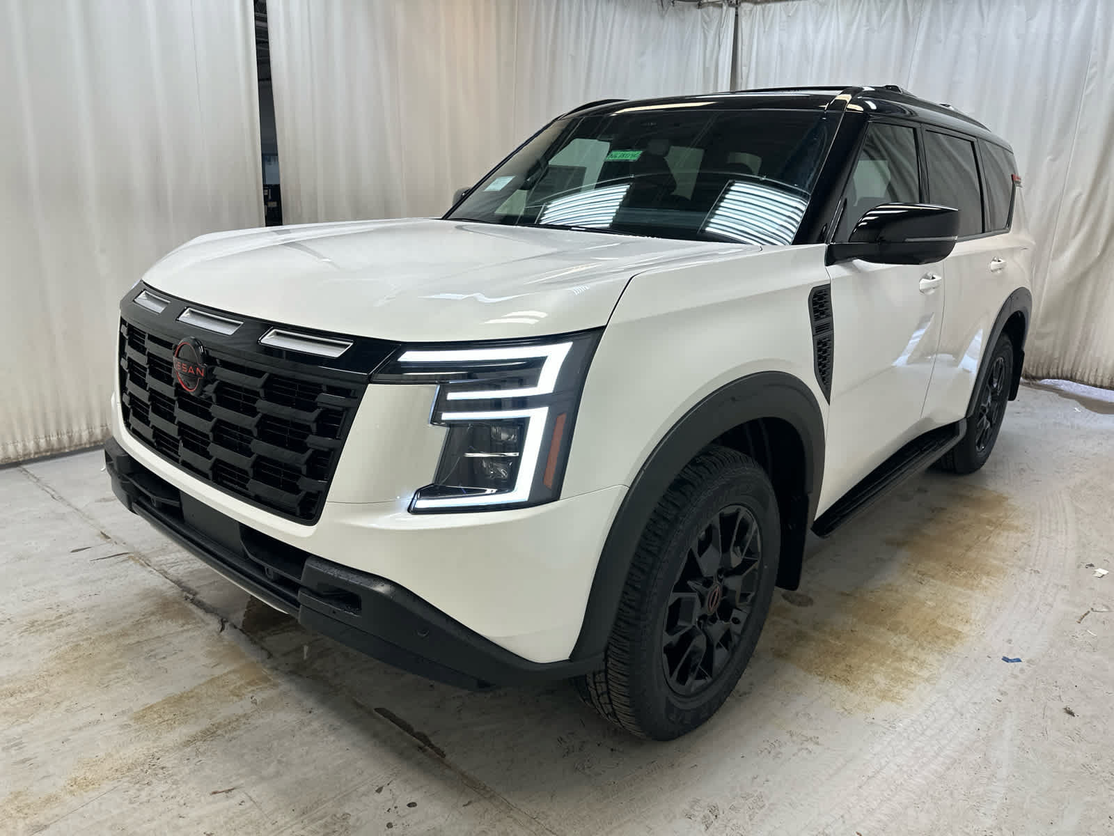 New 2026 Nissan Armada PRO-4X AWD/4WD image 11