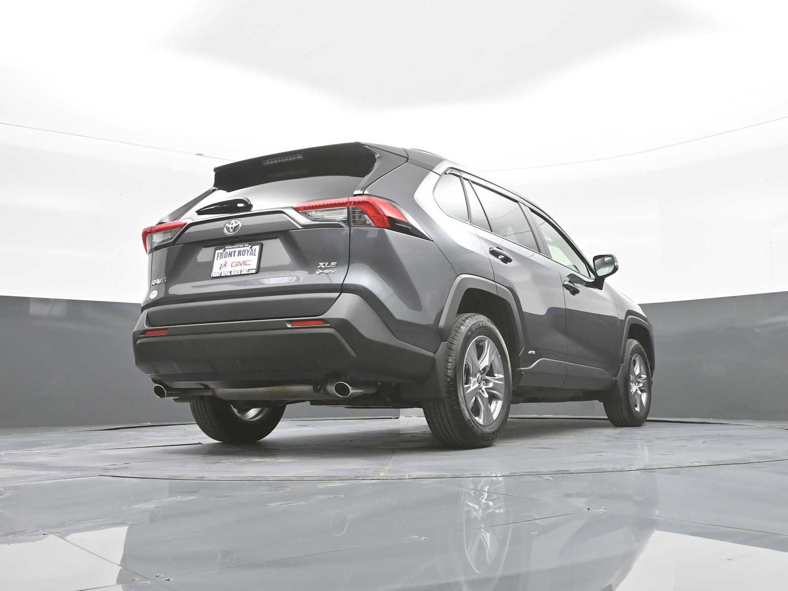 Used 2025 Toyota RAV4 XLE AWD/4WD image 39