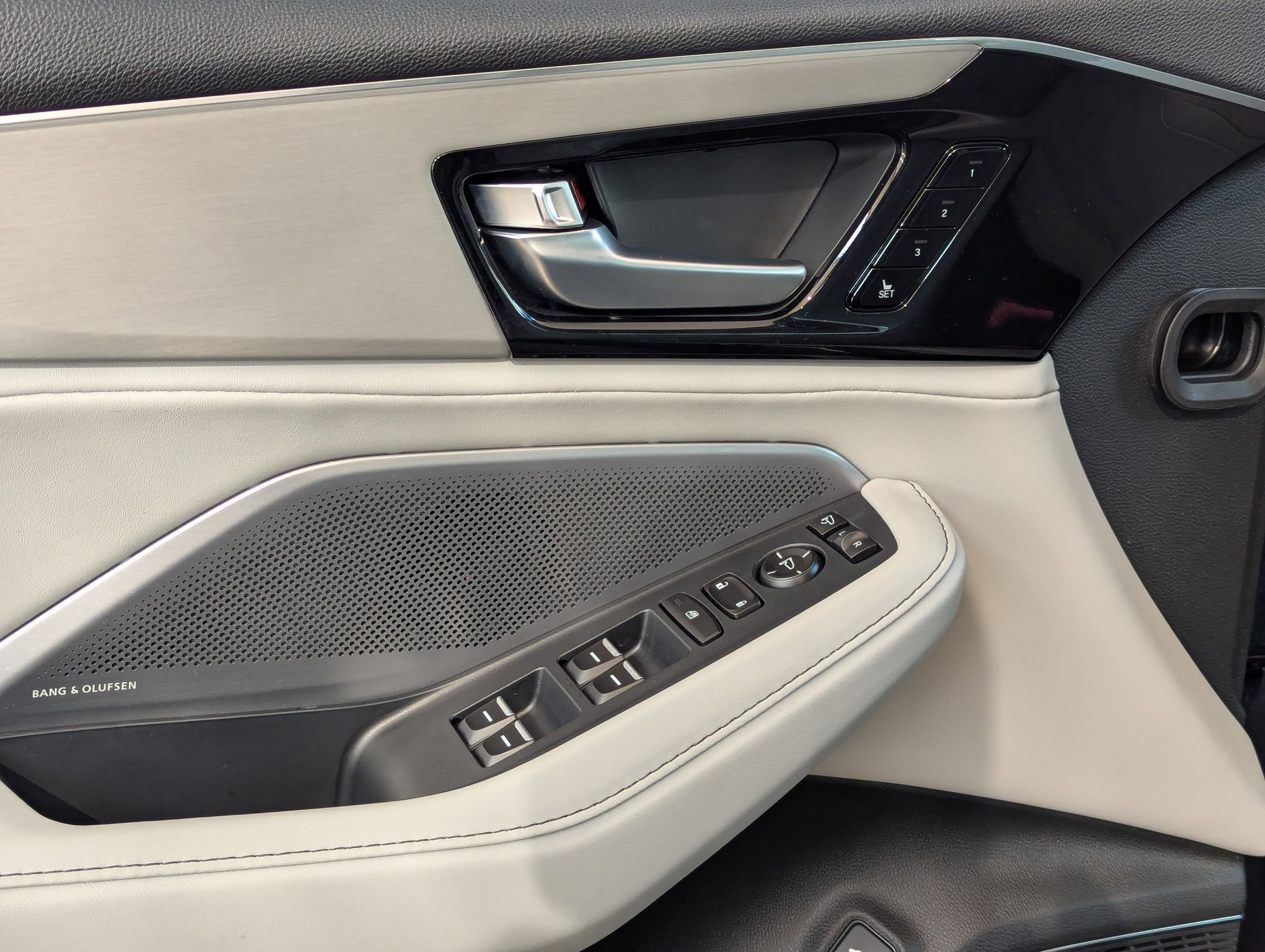 New 2026 Acura MDX FWD w/ Technology Package image 13