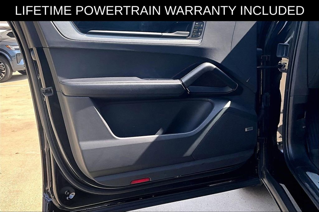 Used 2024 Porsche Cayenne S image 17