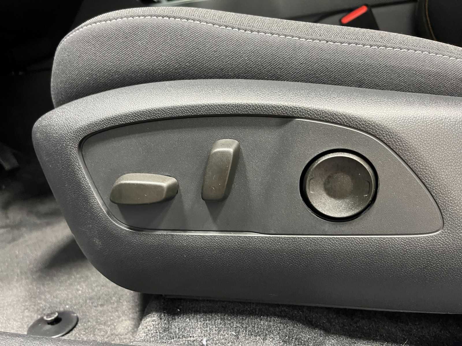 New 2025 Honda Prologue EX image 15