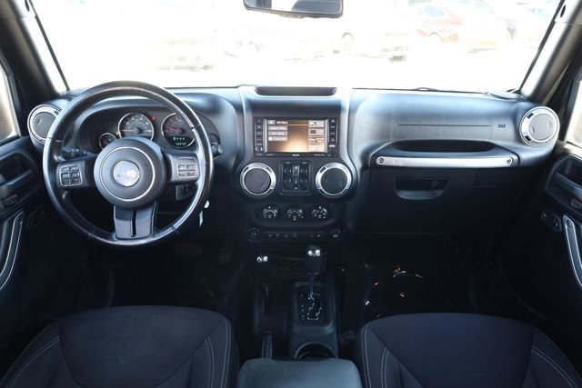 Used 2015 Jeep Wrangler Unlimited Sahara w/ Dual Top Group image 14