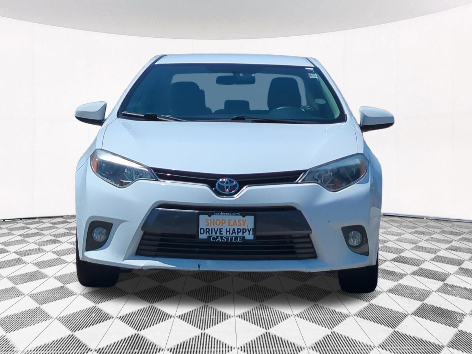 Used 2015 Toyota Corolla LE FWD image 7