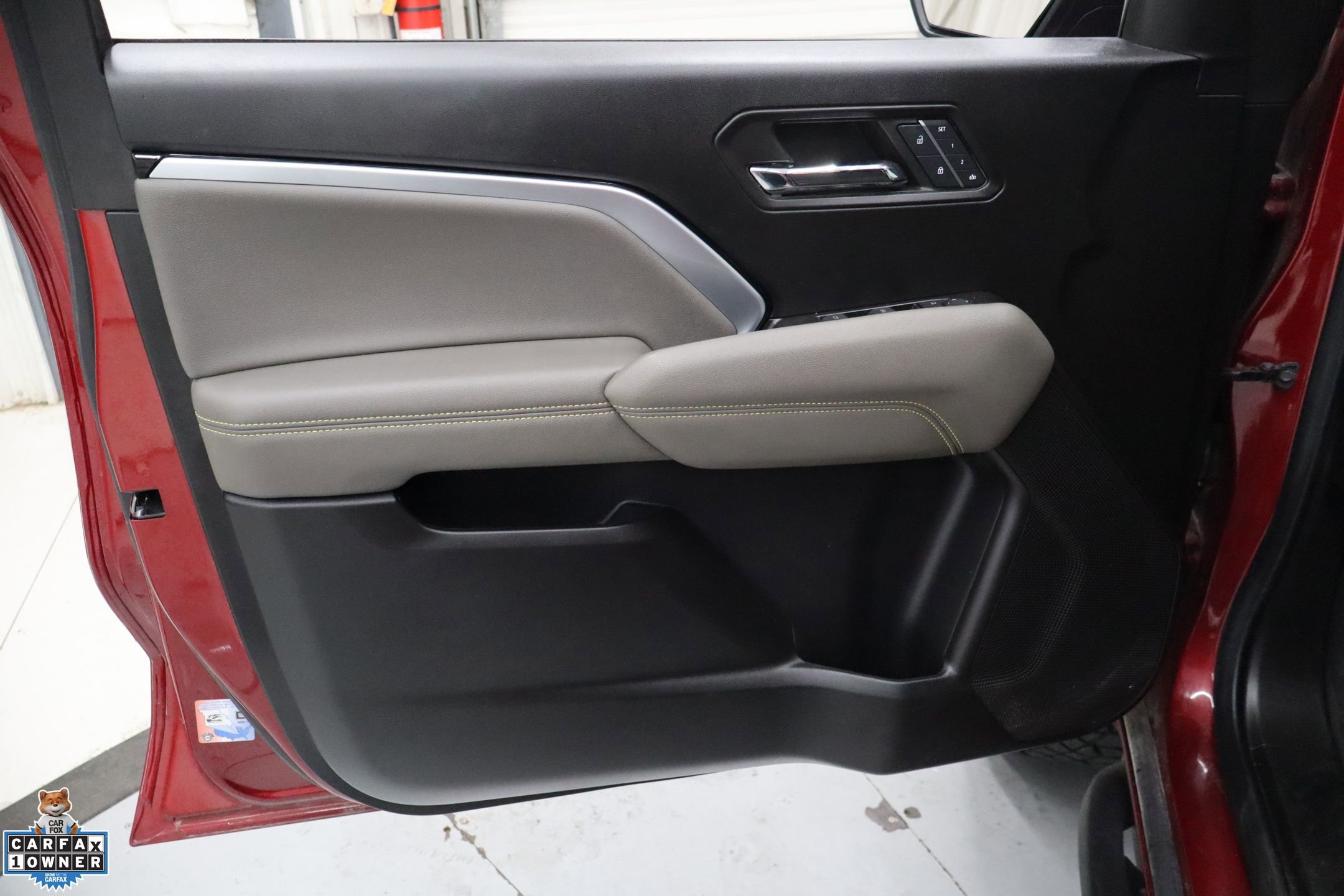 Used 2024 Chevrolet Colorado ZR2 w/ ZR2 Convenience Package III image 14