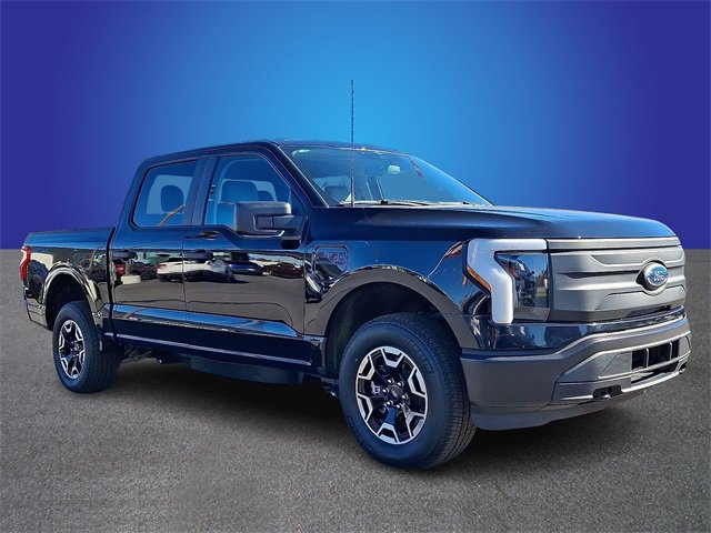 Used 2023 Ford F150 Lightning Pro image 3
