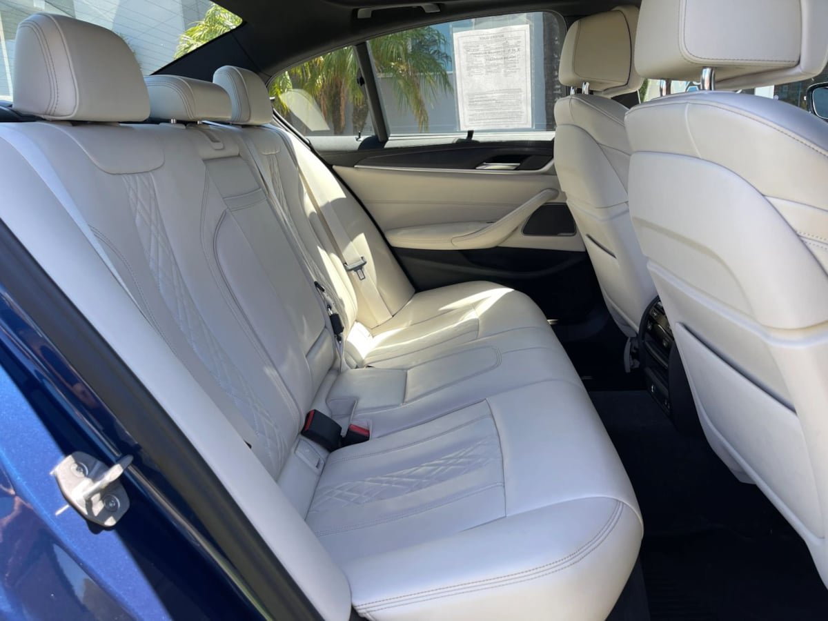 Used 2022 BMW 530e w/ Executive Package RWD image 24